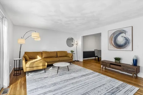 $619,000 | 55 West Street, Unit 3, Medfield, MA 02052