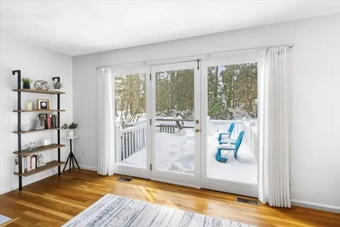 $619,000 | 55 West Street, Unit 3, Medfield, MA 02052