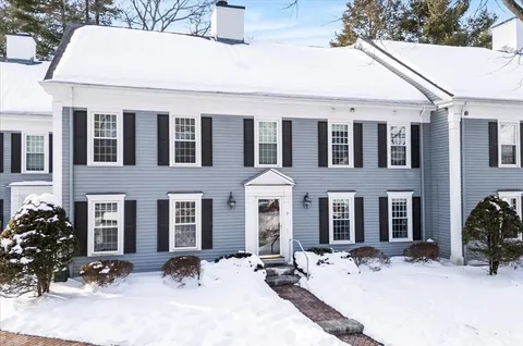 $619,000 | 55 West Street, Unit 3, Medfield, MA 02052