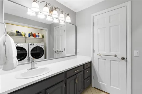 $619,000 | 55 West Street, Unit 3, Medfield, MA 02052