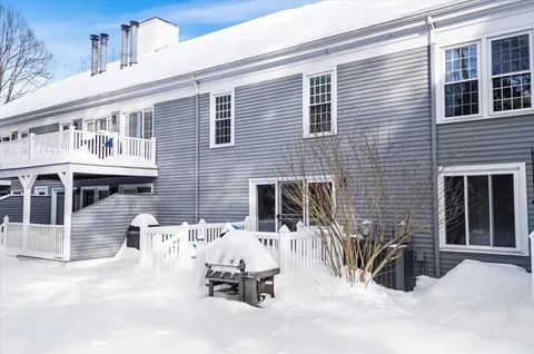 $619,000 | 55 West Street, Unit 3, Medfield, MA 02052