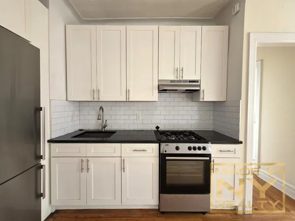 $2,695 | 35-07 32nd Street, Unit C2 | Astoria