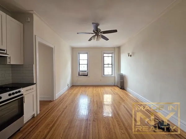 $2,695 | 35-07 32nd Street, Unit C2 | Astoria
