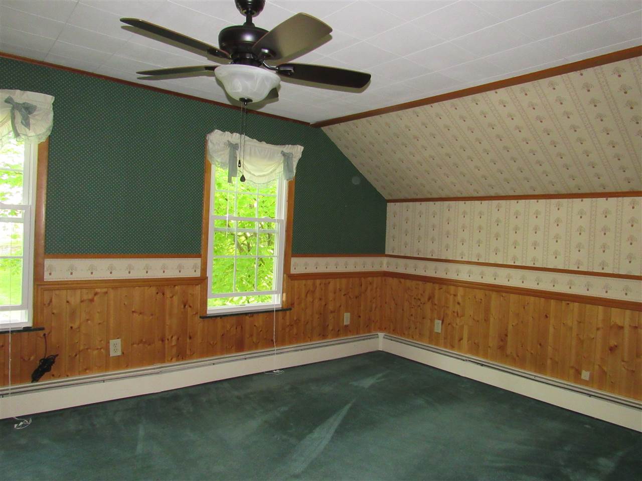 13 School Street Proctor, VT 05765 - Photo 8 of 21