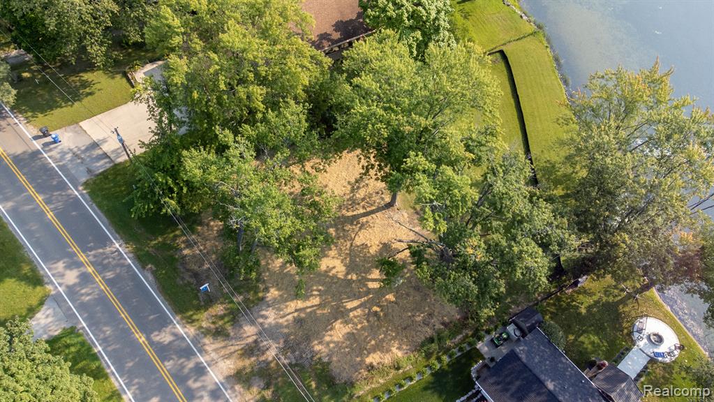 9605 Kress Road Pinckney, MI 48169 - Photo 14 of 30