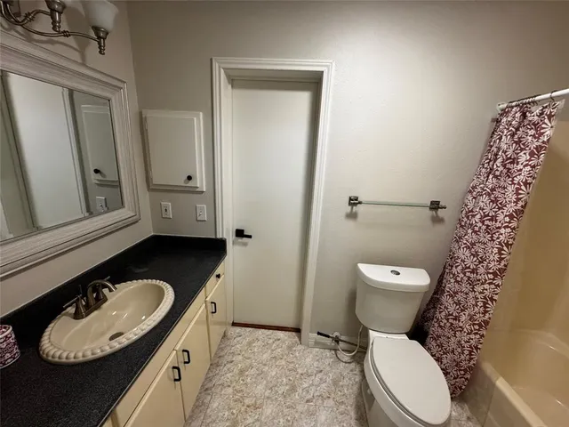 $3,500 | 1112 Kings Highway, Dallas, TX 75208