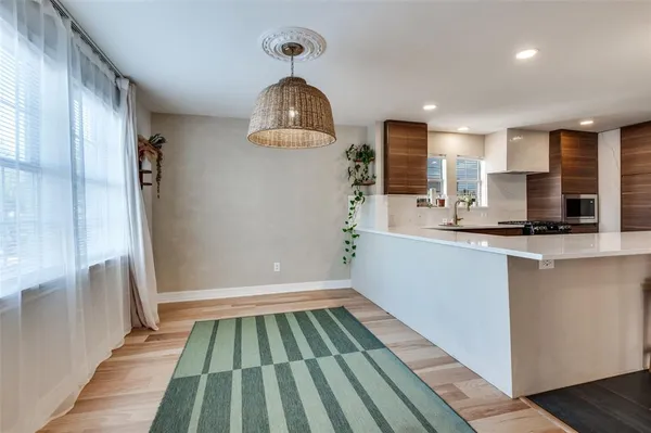 $3,300 | 1112 Kings Highway, Dallas, TX 75208