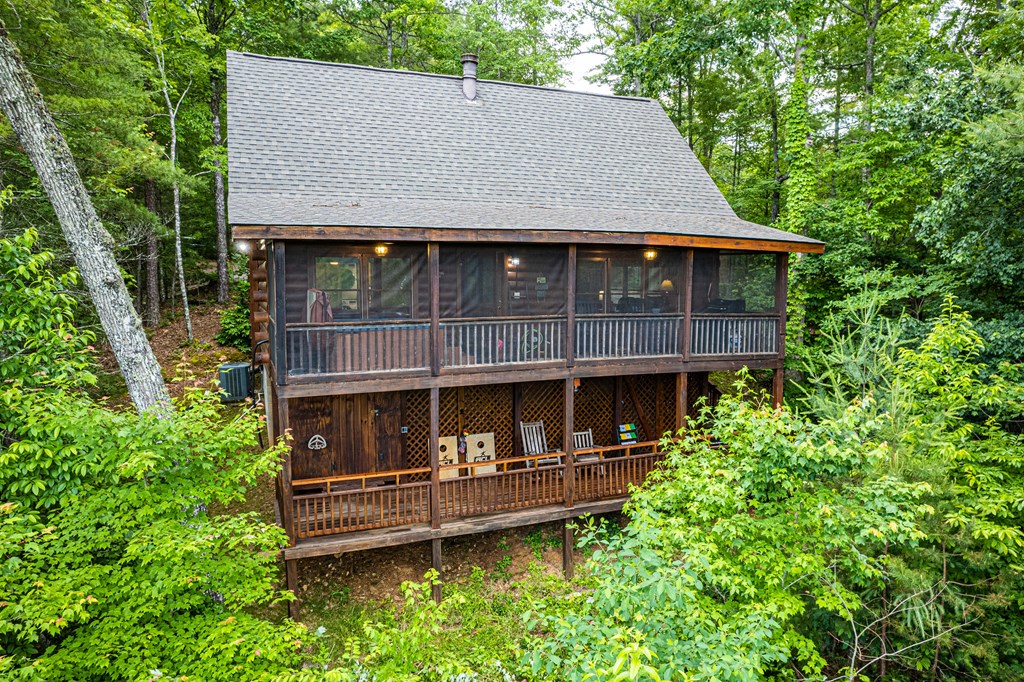 20 Dean Court Blue Ridge, GA 30513 - Photo 47 of 53 a view of a small house with roof deck