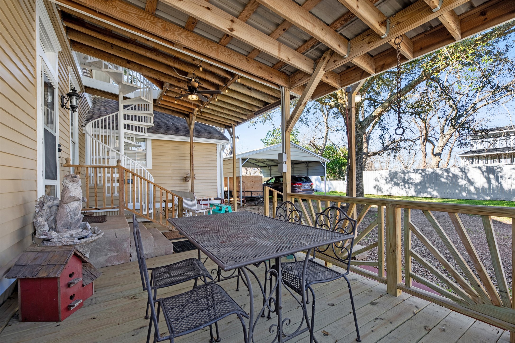 801 North Fulton Street Wharton, TX 77488 - Photo 37 of 43 a view of backyard with table and chairs