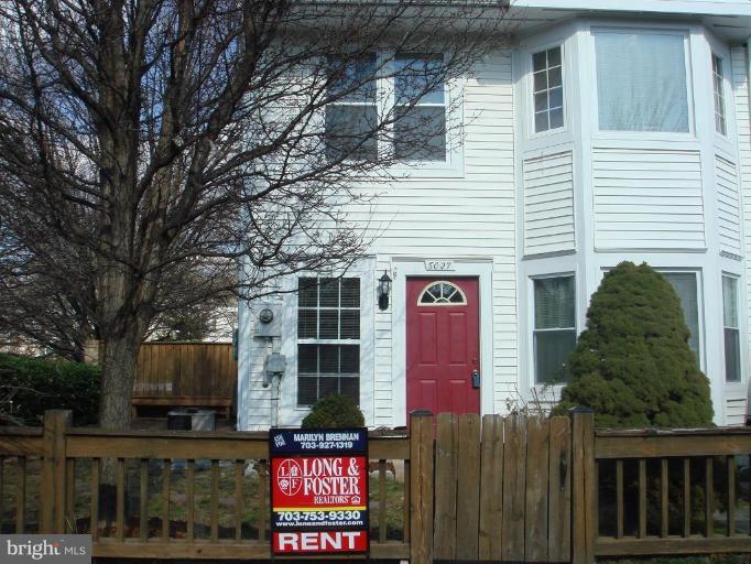 6027 Sunset Ridge Court Centreville, VA 20121 - Photo 1 of 1 Exterior (Main)