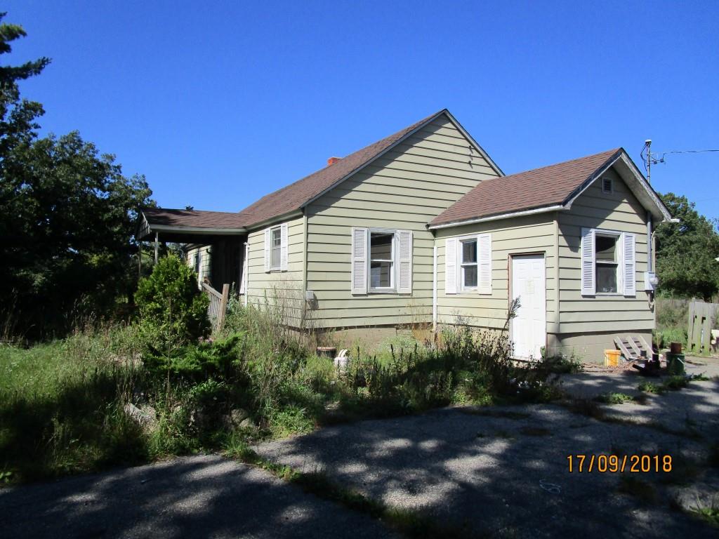 10305 East River Road Mount Pleasant, MI 48858 - Photo 19 of 33 1852919-18.JPG
