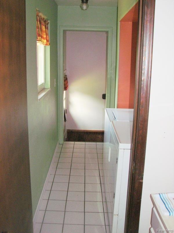 3636 Section Road Lambertville, MI 48144 - Photo 28 of 44 28_laund.jpg