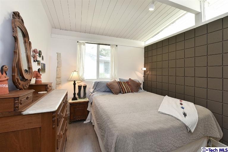 3805 Alzada Road Altadena, CA 91001 - Photo 12 of 22 Additional Photo