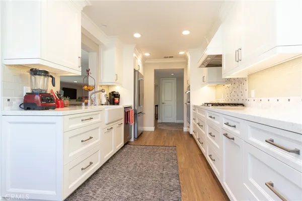 $3,950 | 27824 Soller, Mission Viejo, CA 92692