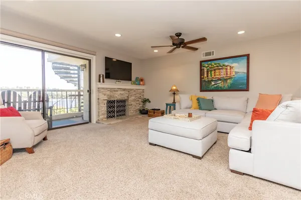 $3,950 | 27824 Soller, Mission Viejo, CA 92692