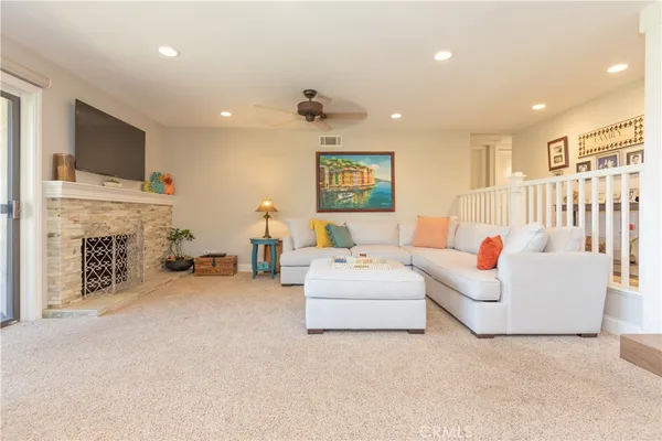$3,950 | 27824 Soller, Mission Viejo, CA 92692