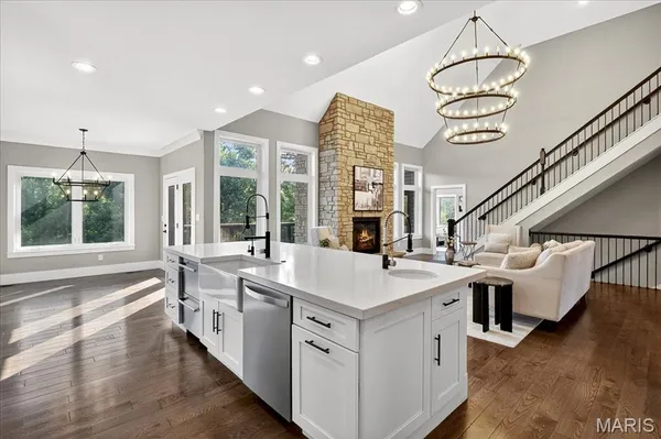 $1,395,000 | 2029 Lily Avenue, Kirkwood, MO 63122