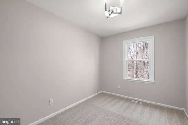 $379,000 | 862 Stockbridge Drive, Hockessin, DE 19707
