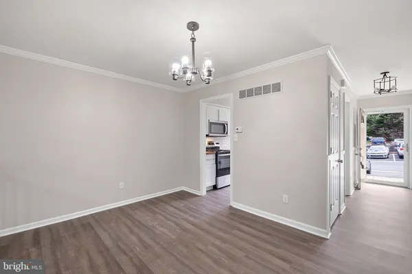 $379,000 | 862 Stockbridge Drive, Hockessin, DE 19707