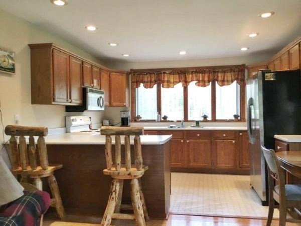 8788 East Barothy Road Branch, MI 49402 - Photo 17 of 37 4 kitchen (1)