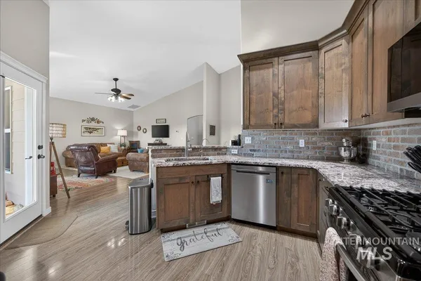 $949,000 | 5408 Cassia Road, New Plymouth, ID 83655