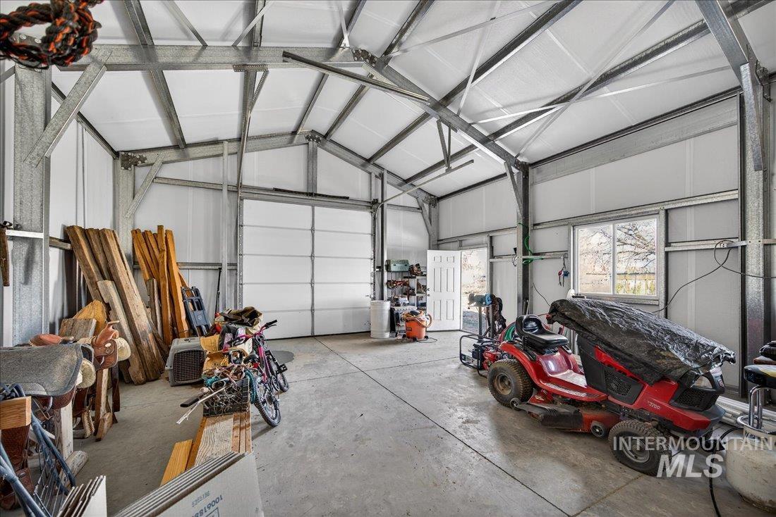 5408 Cassia Road New Plymouth, ID 83655 - Photo 27 of 49 View of garage