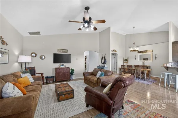 $949,000 | 5408 Cassia Road, New Plymouth, ID 83655