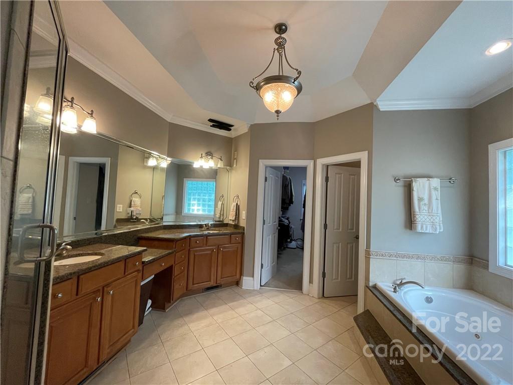 1419 Doe Ridge Lane Fort Mill, SC 29715 - Photo 10 of 13 Gallery Image 10