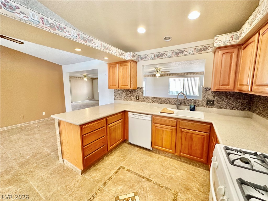 3218 Ocotillo Drive Laughlin, NV 89029 - Photo 18 of 53