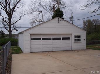 946 Chain Of Rocks Drive St. Louis, MO 63137 - Photo 15 of 18 Gallery Image 15