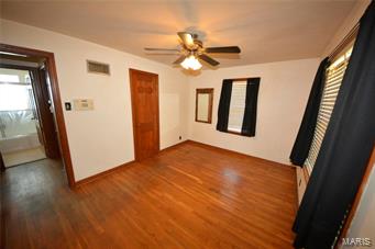 946 Chain Of Rocks Drive St. Louis, MO 63137 - Photo 7 of 18 Gallery Image 7