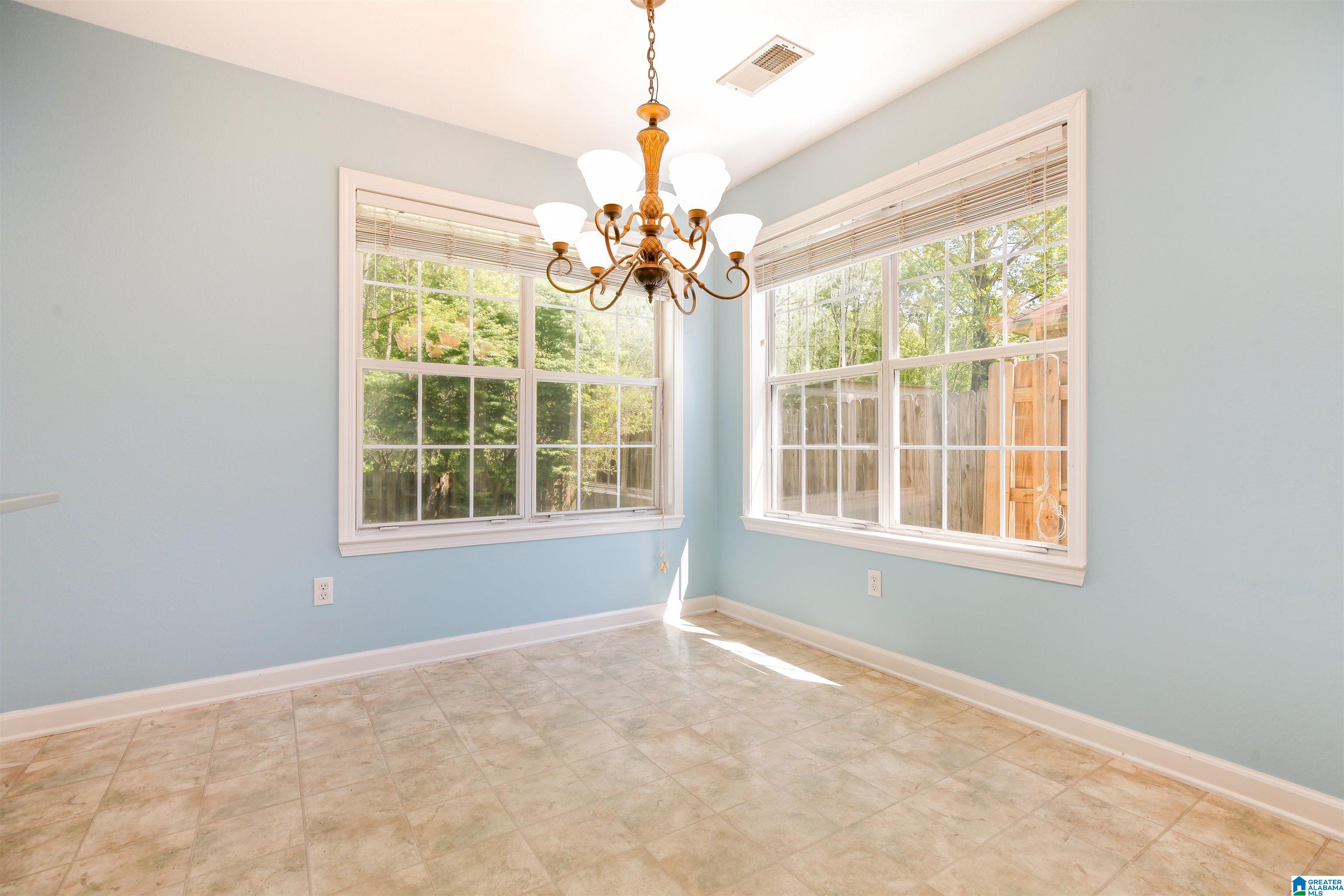 387 Walker Way Pelham, AL 35124 - Photo 11 of 32