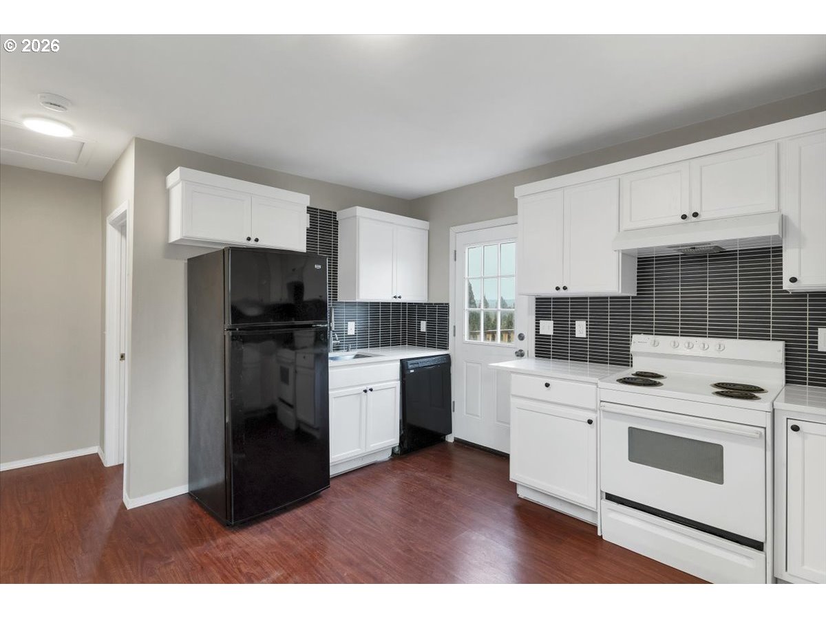 175 Northwest 3rd Street Willamina, OR 97396 - Photo 12 of 38