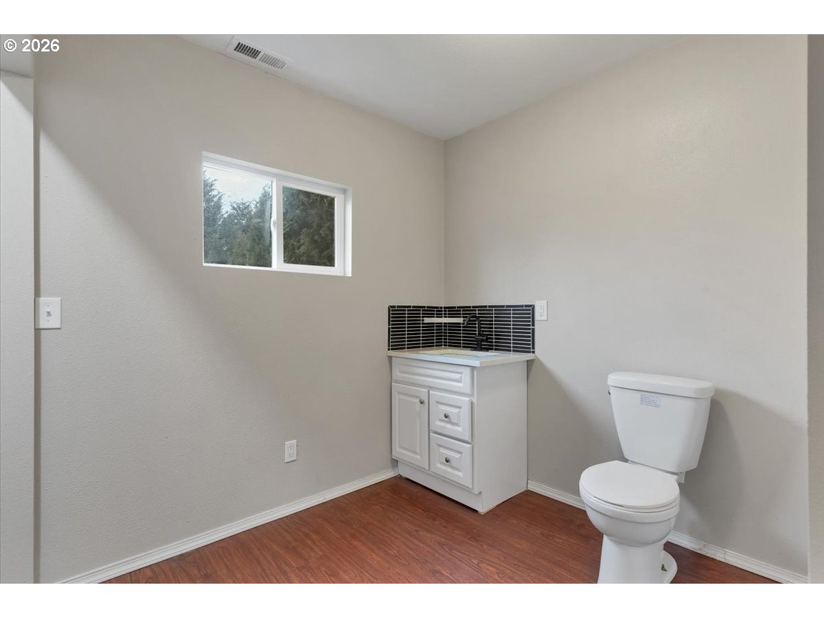 175 Northwest 3rd Street Willamina, OR 97396 - Photo 19 of 38