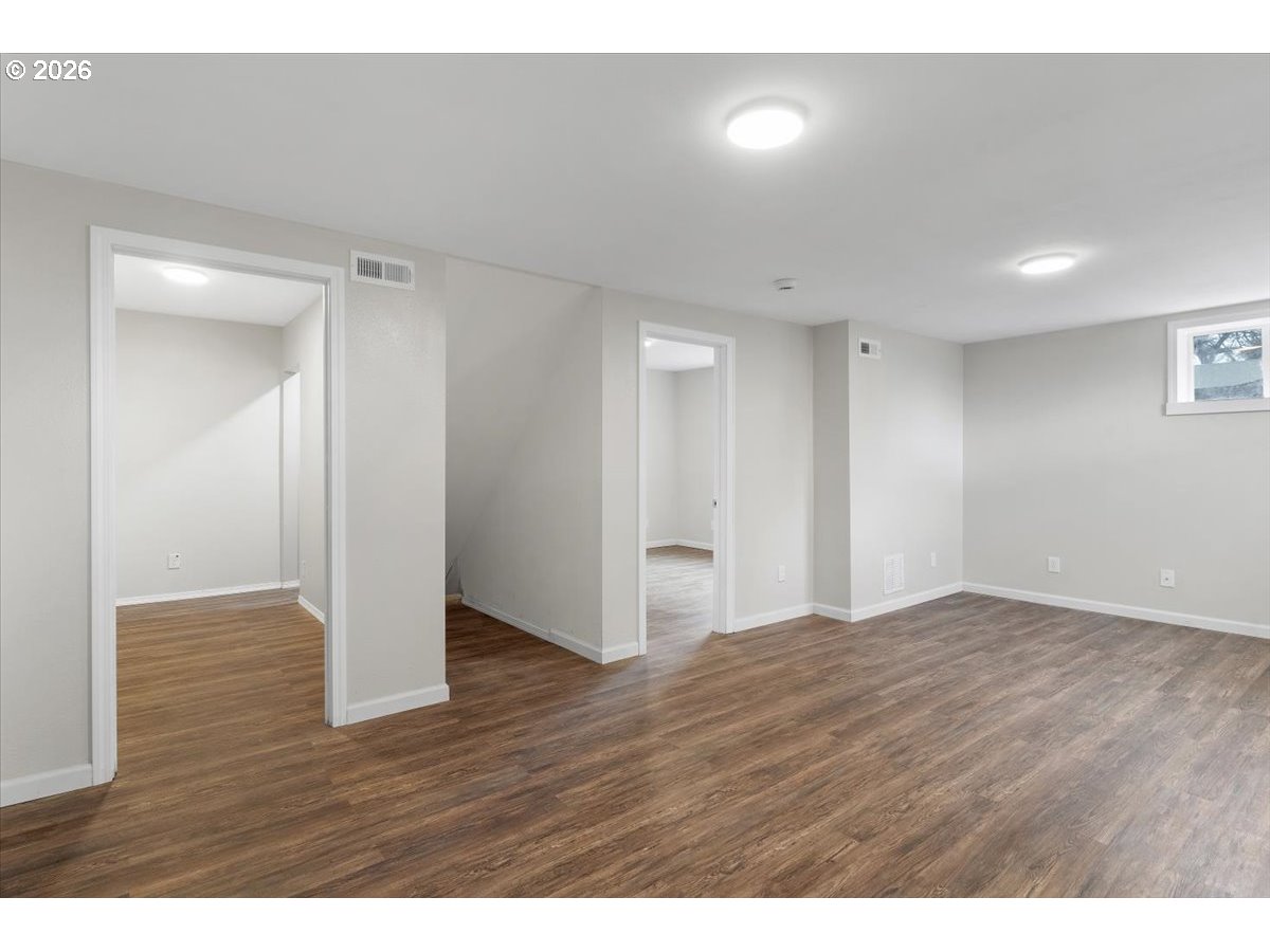 175 Northwest 3rd Street Willamina, OR 97396 - Photo 25 of 38