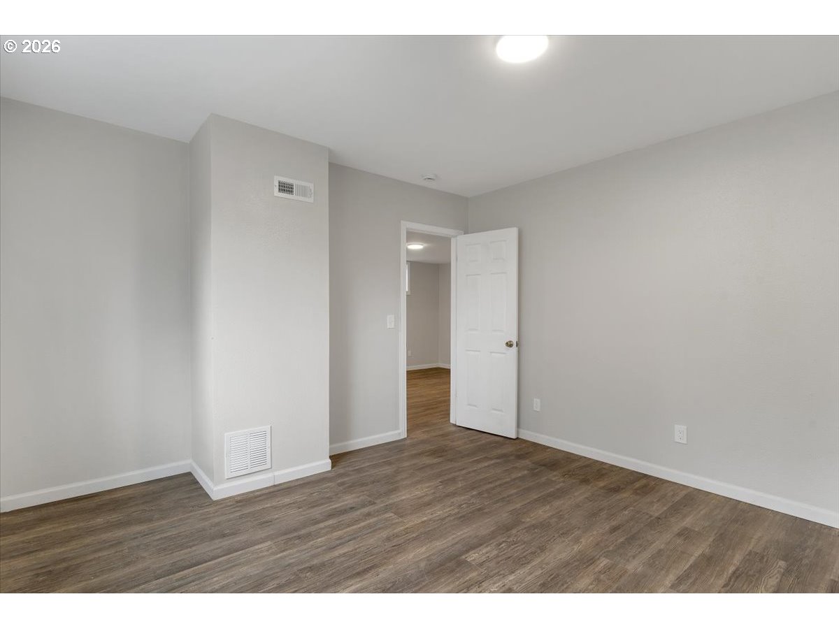 175 Northwest 3rd Street Willamina, OR 97396 - Photo 27 of 38