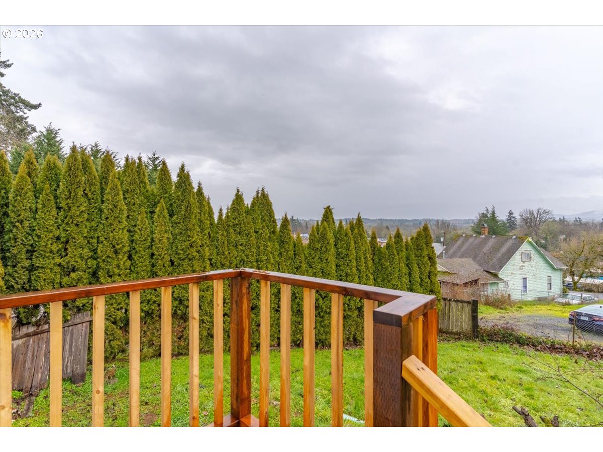 175 Northwest 3rd Street Willamina, OR 97396 - Photo 34 of 38