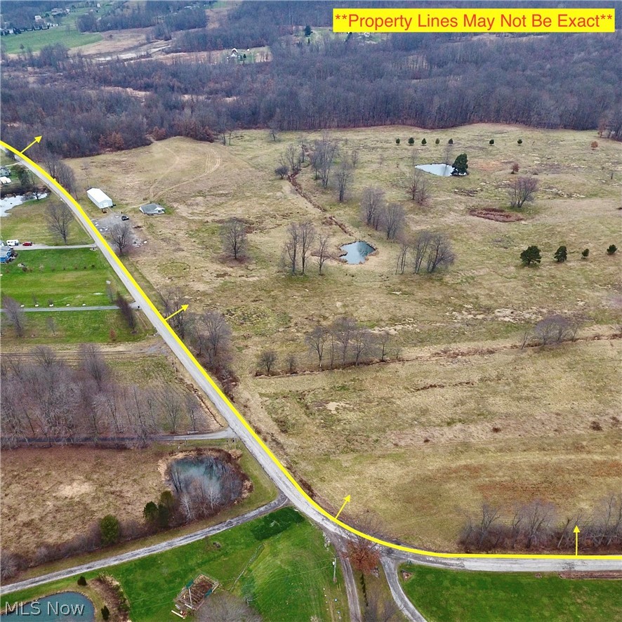 3262 Schotten Road Hubbard, OH 44425 - Photo 3 of 9