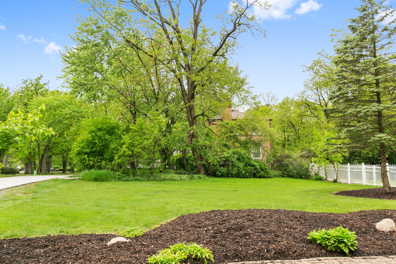 239 Cornwall Drive Crete, IL 60417 - Photo 2 of 25 a view of green field