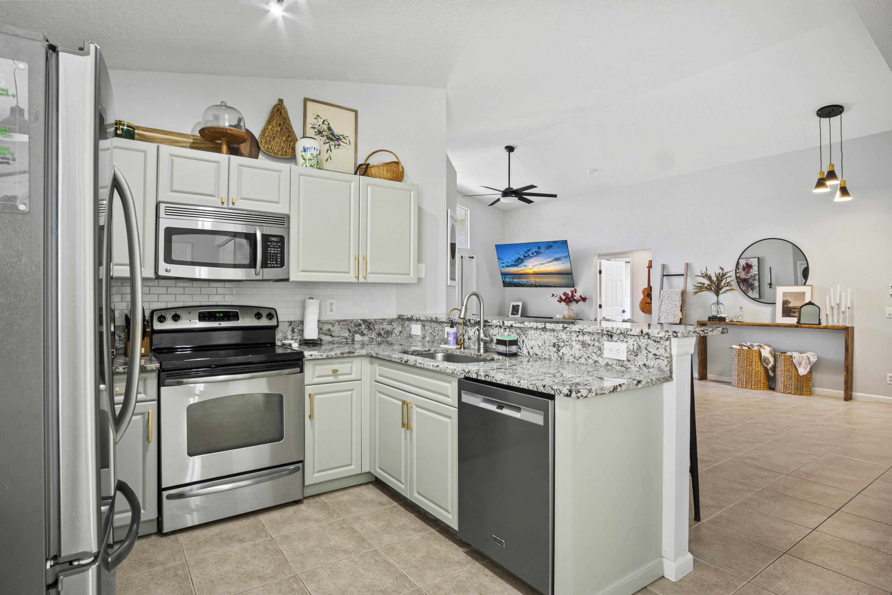 2440 Southwest Riviera Road Stuart, FL 34997 - Photo 13 of 34 10