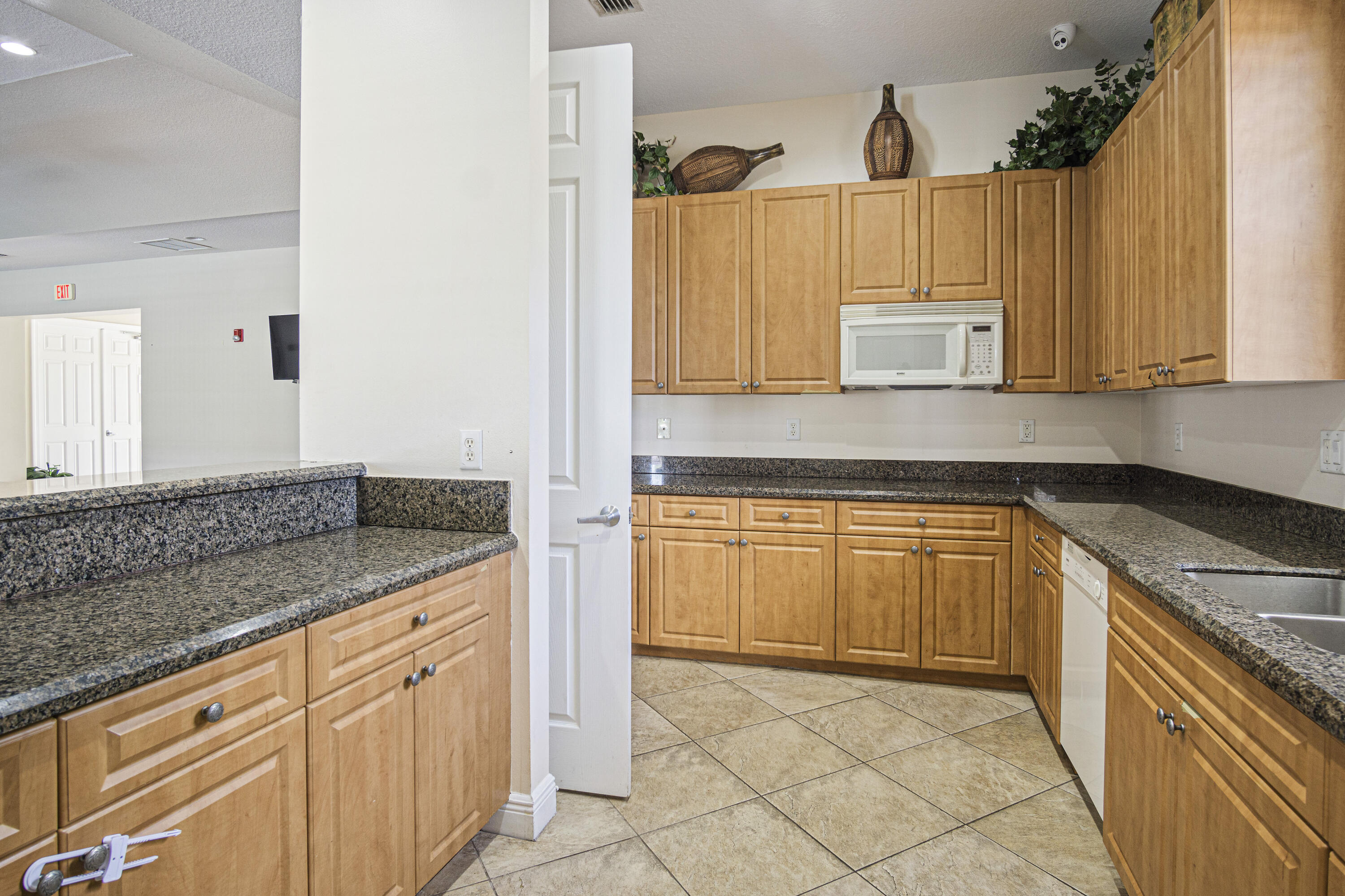 2440 Southwest Riviera Road Stuart, FL 34997 - Photo 31 of 34 39