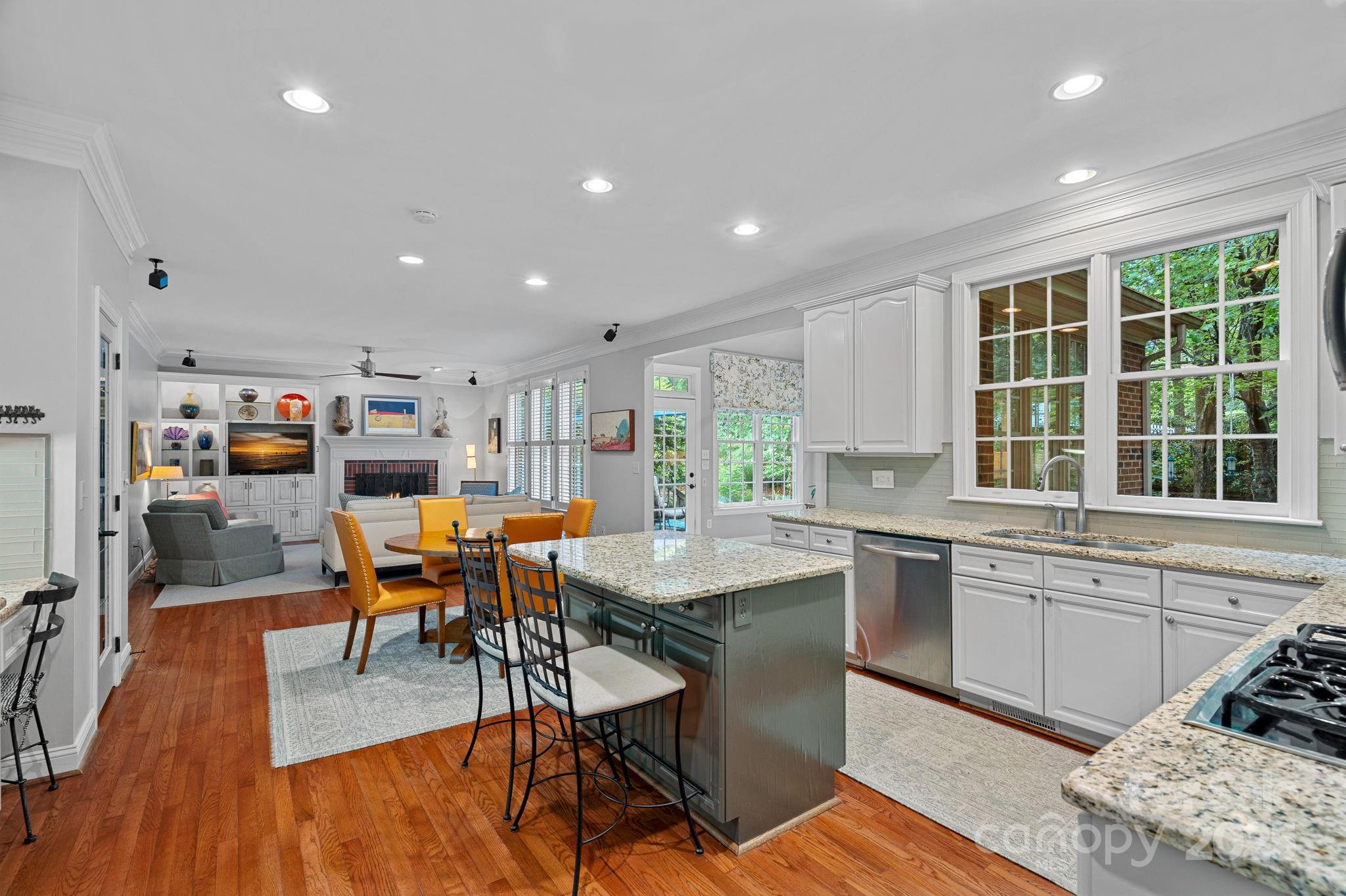 3524 Rhett Butler Place Charlotte, NC 28270 - Photo 7 of 32