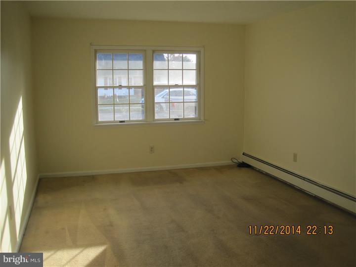 24 Maroon Road Levittown, PA 19056 - Photo 6 of 14 Family Room
