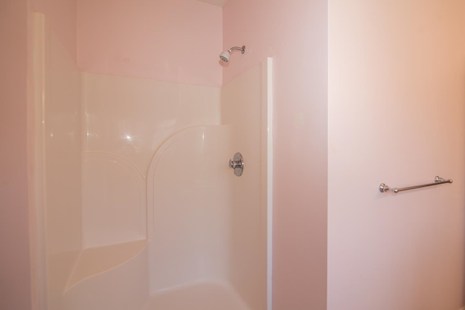 32 St Andrews Way Londonderry, NH 03053 - Photo 18 of 31