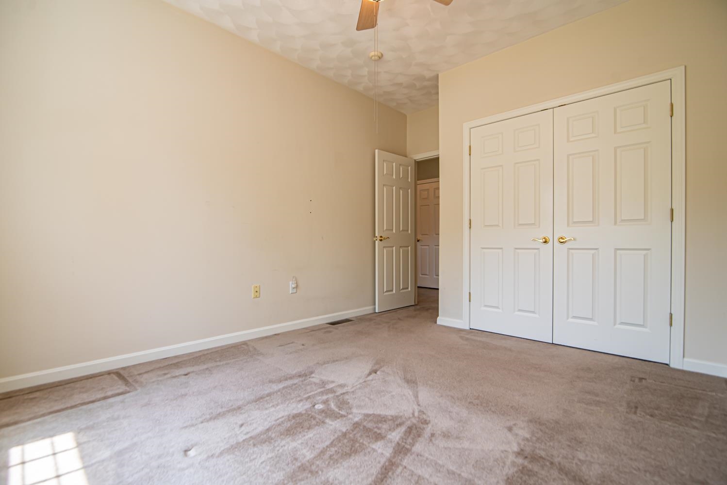 32 St Andrews Way Londonderry, NH 03053 - Photo 20 of 31