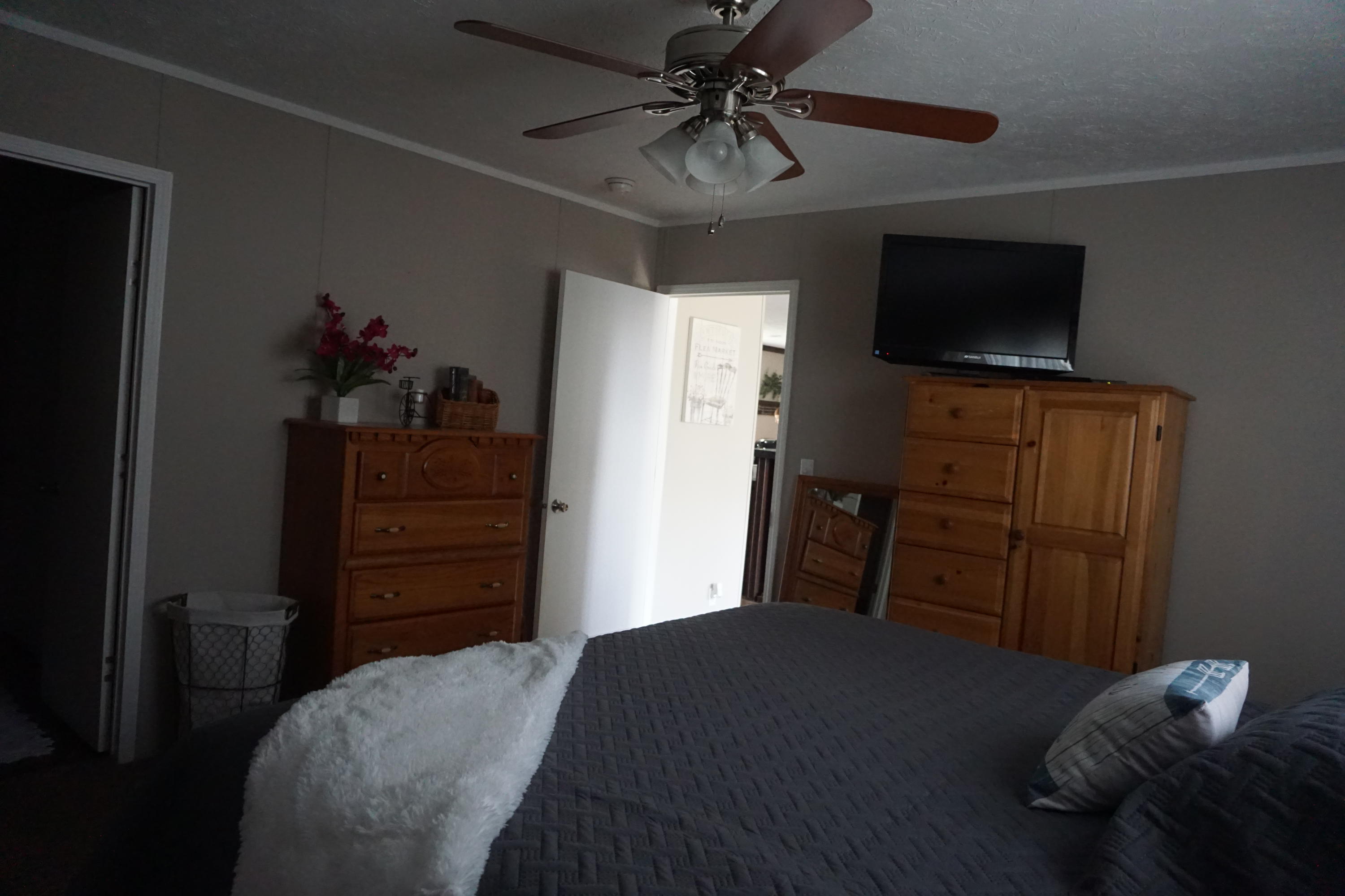 126 Laura Boling Loop Road Strawberry Plains, TN 37871 - Photo 35 of 40 Master Bedroom