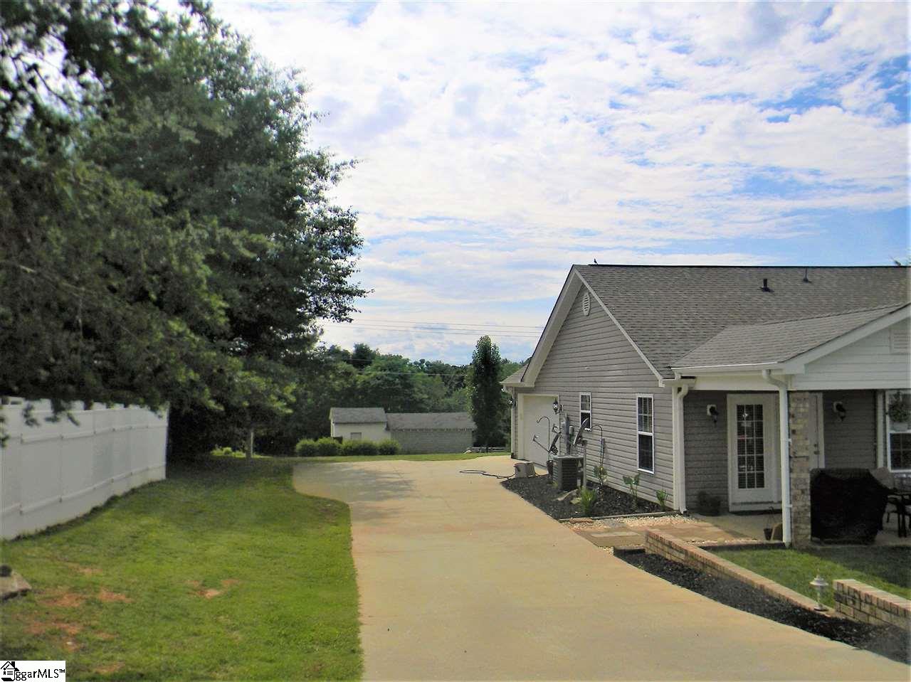 107 Farms Bridge Road Inman, SC 29349 - Photo 16 of 19