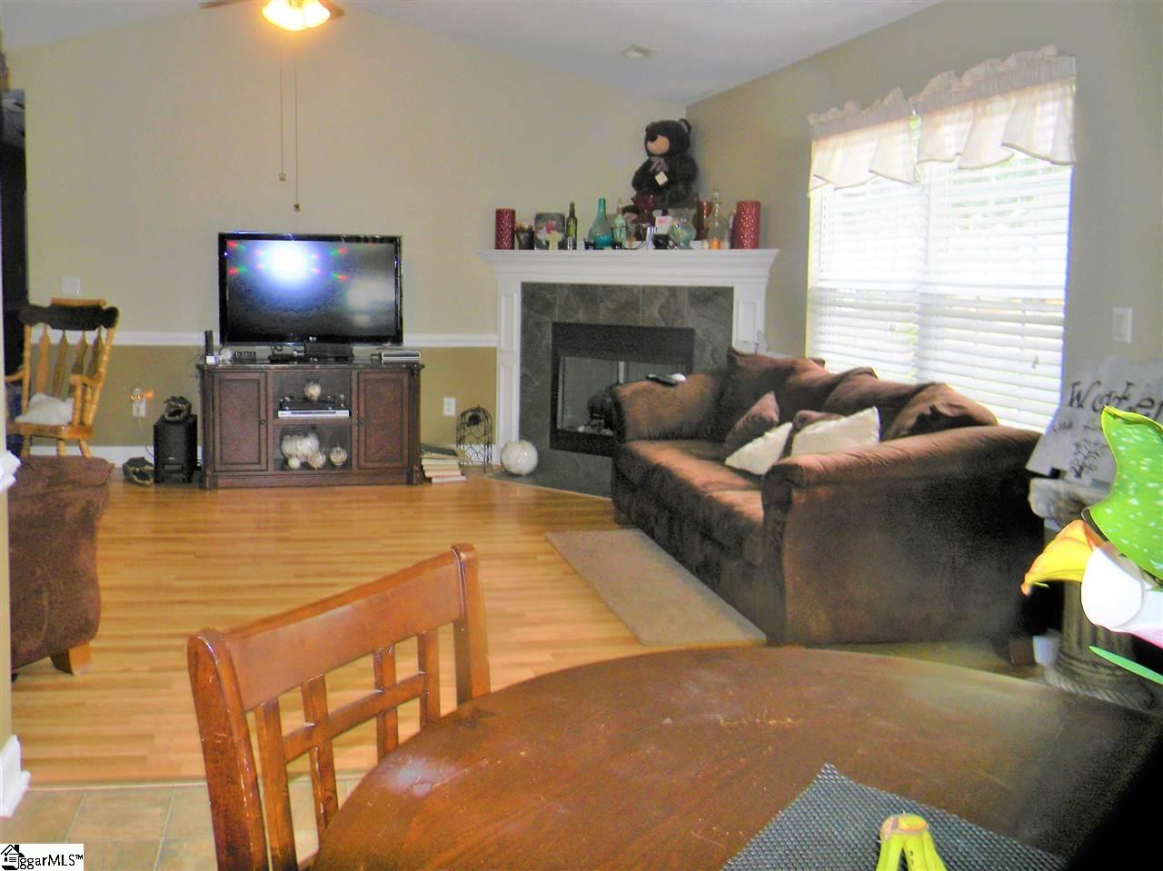 107 Farms Bridge Road Inman, SC 29349 - Photo 4 of 19