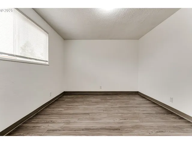 $399,000 | 4137-4139 Bluebelle Way, Springfield, OR 97478