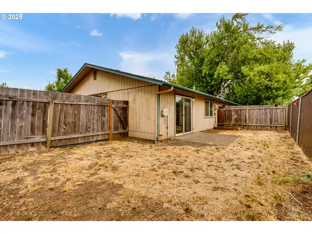 $399,000 | 4137-4139 Bluebelle Way, Springfield, OR 97478